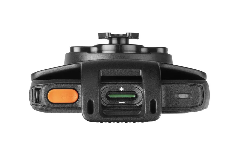 LEXL11_Holster_clip_top_device_0618_lcv1_7084_rs_v1